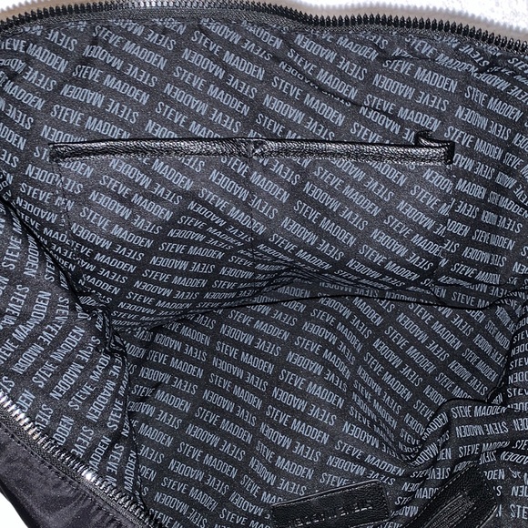 Steve Madden Black Carryall Tote Bag - Picture 10 of 12